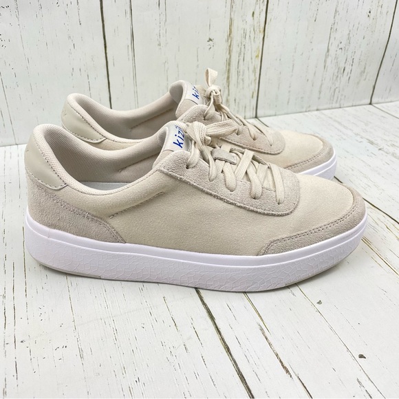 Kizik Prague Hands-Free Sneakers *Bone (Unisex) - Picture 3 of 16